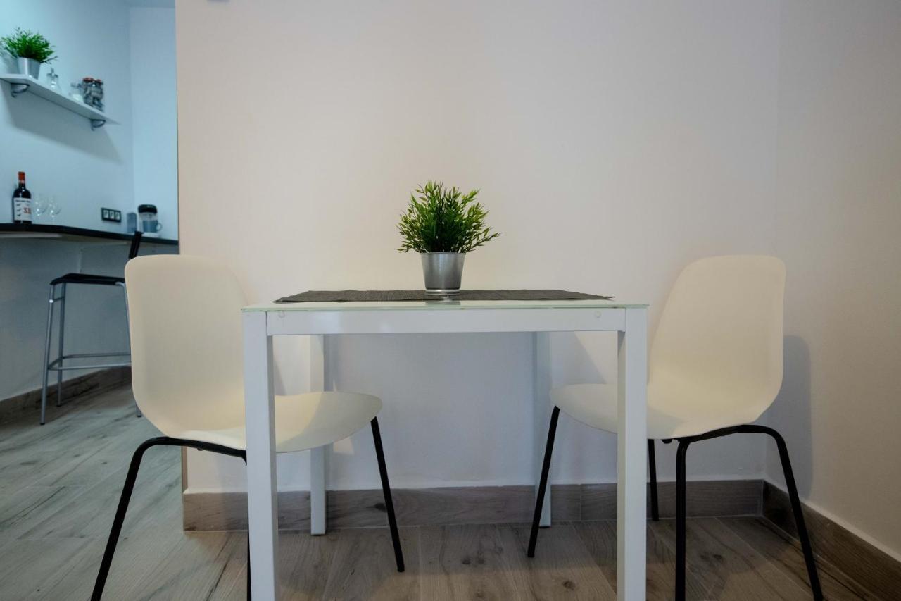 Malaga Suite Picasso With Swimming Pool And Parking In The Center! Exterior foto